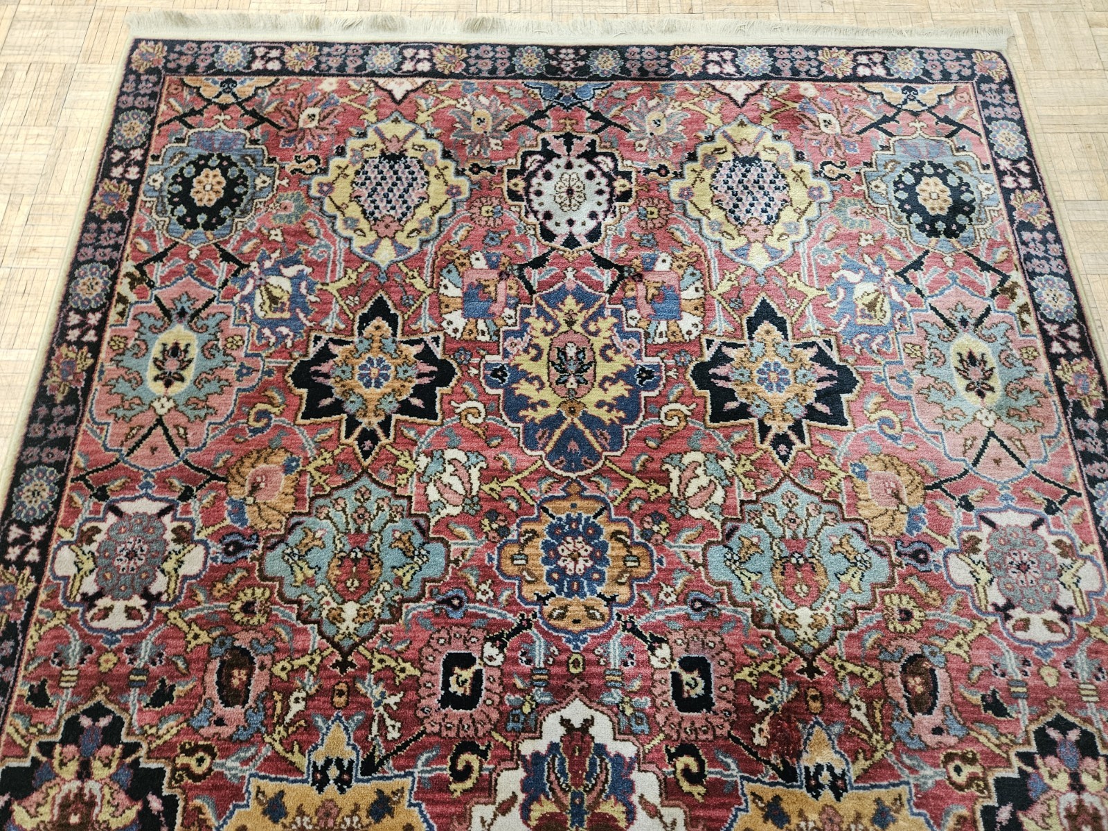 6×9 KARASTAN WILLIAMSBURG KIRMAN VASE 557 100% WOOL RUG – VERY GOOD CONDITION