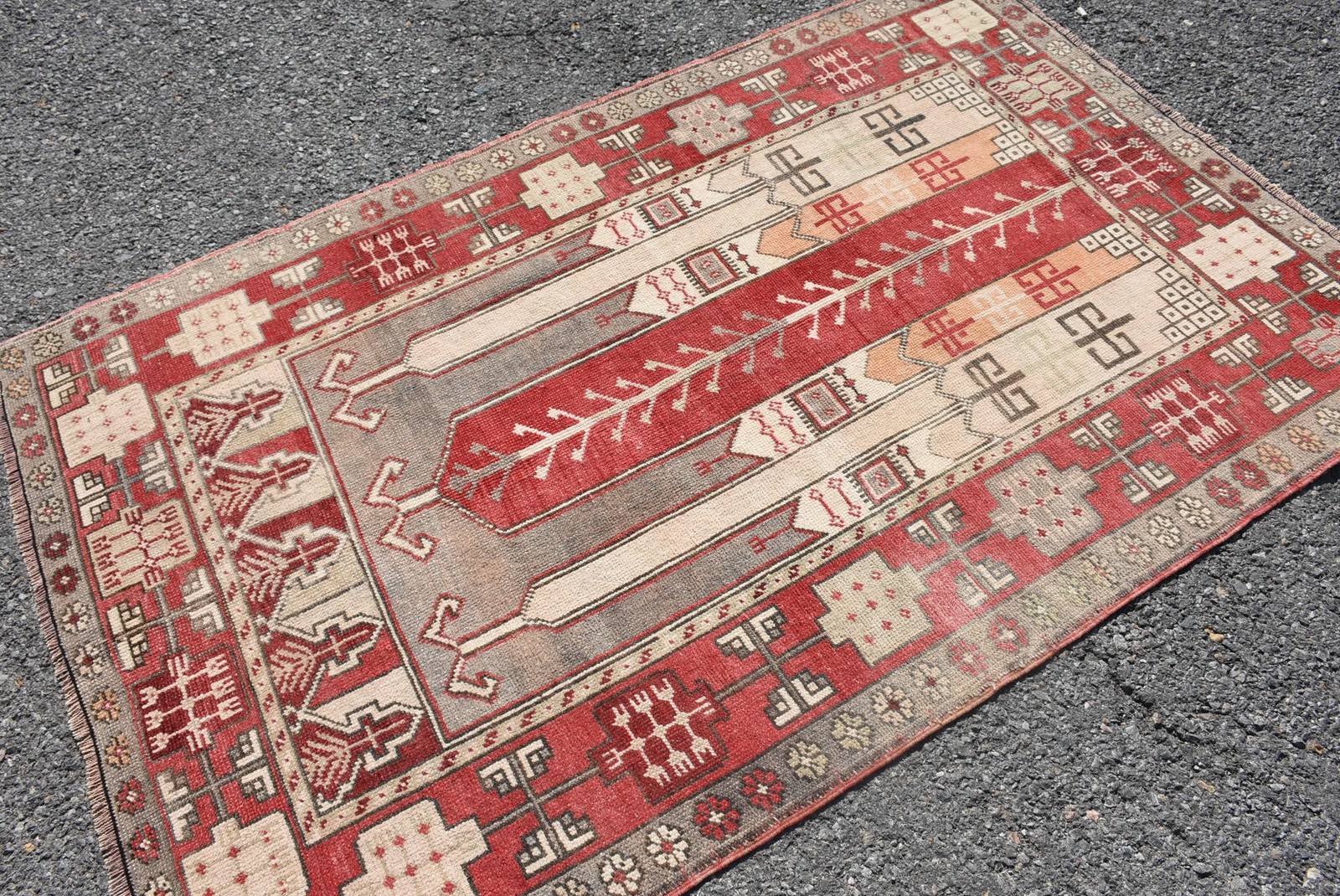 4,1×6,3 ft Vintage Rug, Turkish Area Rug, Red Gray Floral Wool Rug