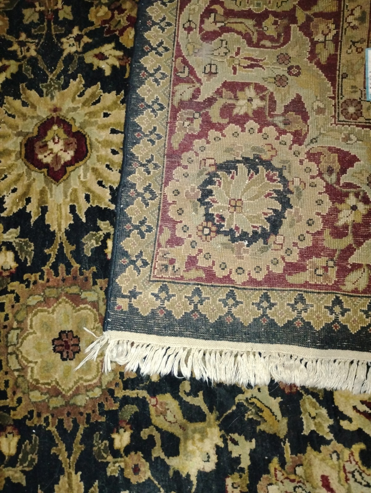 HRI Handmade 100% Wool Area Rug 76x96in Traditional Floral Black Red Beige Gold