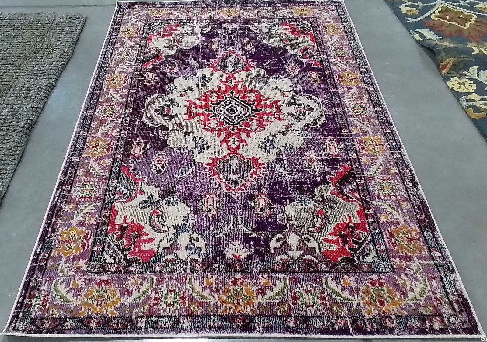 VIOLET / FUCHSIA 5′-1″ x 7′-7″ Back Stain Rug Reduced Price 1172801783 MNC243P-5