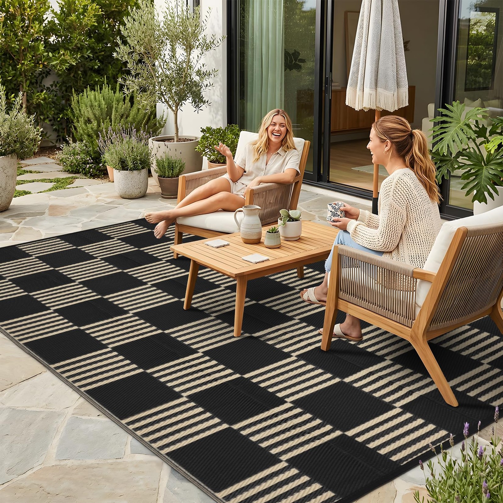 Waterproof Outdoor Rug 5×8, Checkered Foldable Plastic Straw Patio Camping Ru…