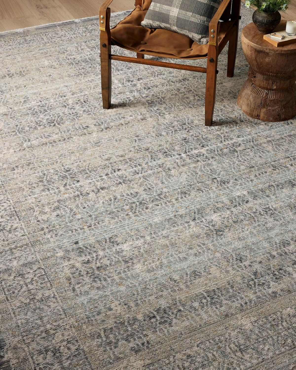 Loloi Alie Collection Round Area Rug 7’10” Sky/Stone, 0.13″ Pile Height