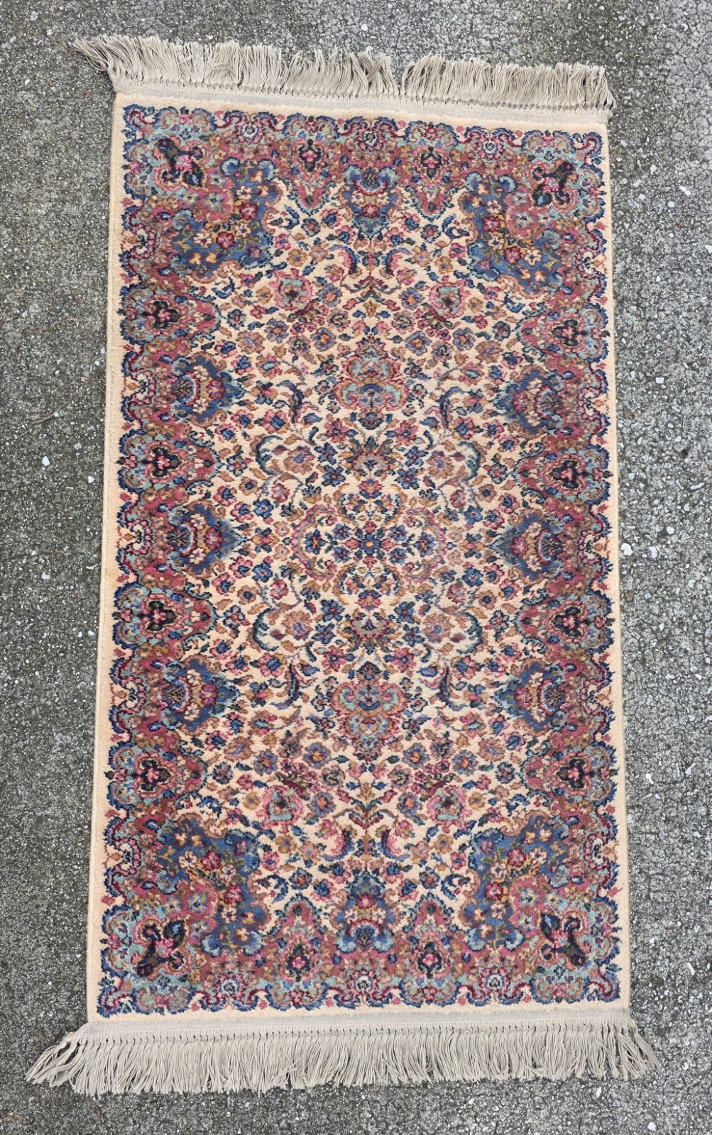Karastan Wool #759 Ivory Kirman fringed rug 2.1×5′ Vintage (Needs Cleaning)