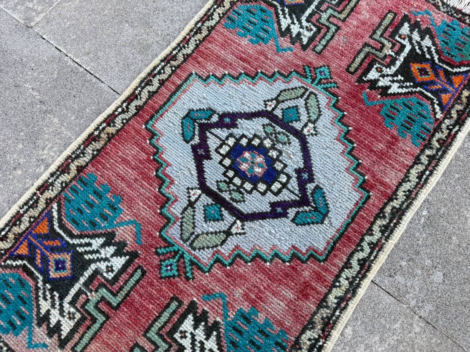 Vintage Turkish Nomadic Rug 1.6×3 ft Pink Teal Primitive Accent Carpet