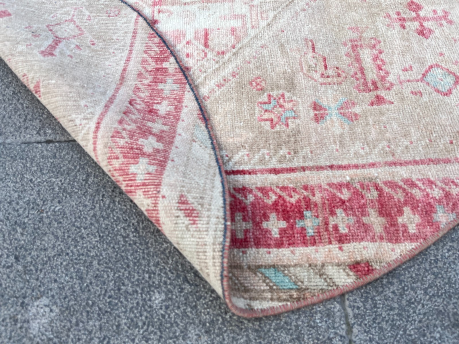 3.5 ft Round Vintage Turkish Rug Medallion Muted Red Beige Circle Small Area Rug