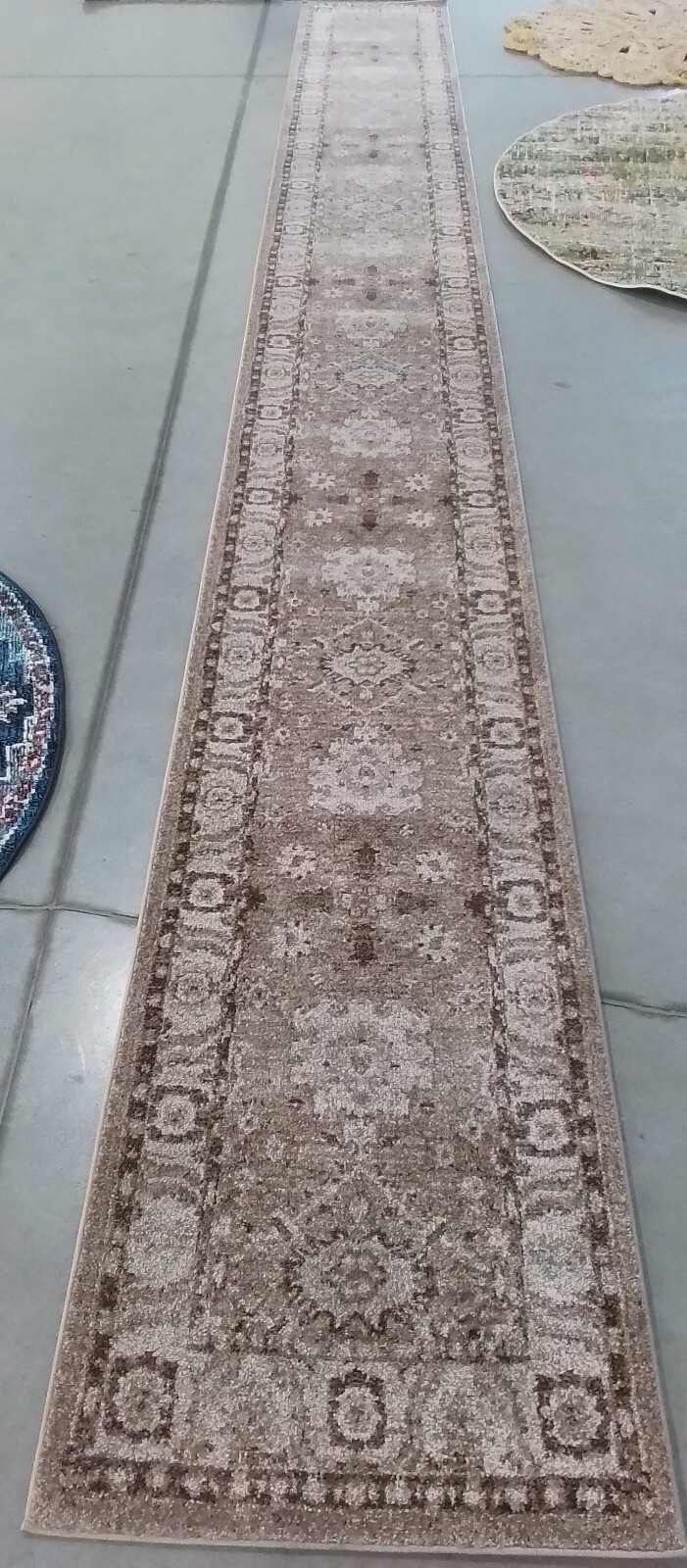 TAUPE 2′-3″ x 20′-0″ Flaw in Rug, Reduced Price 1172774121 VTH214T-220