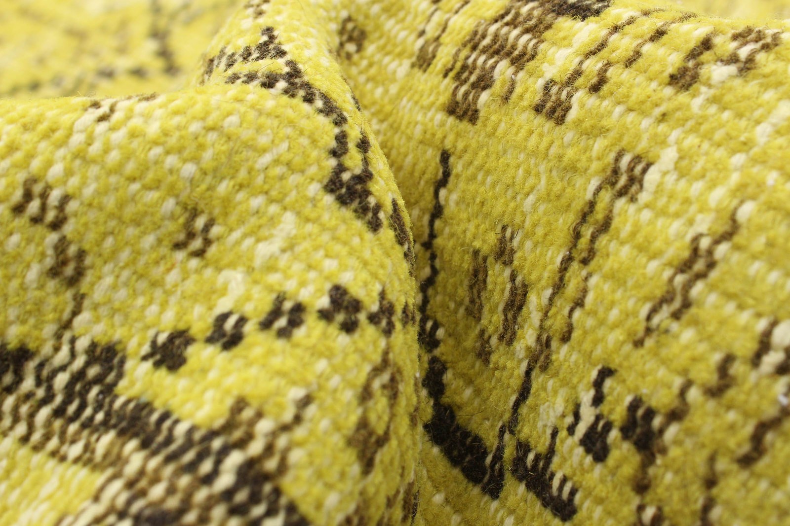 Traditional Hand-knotted Area Rug 5’1″ x 9’6″ Yellow Oriental Carpet