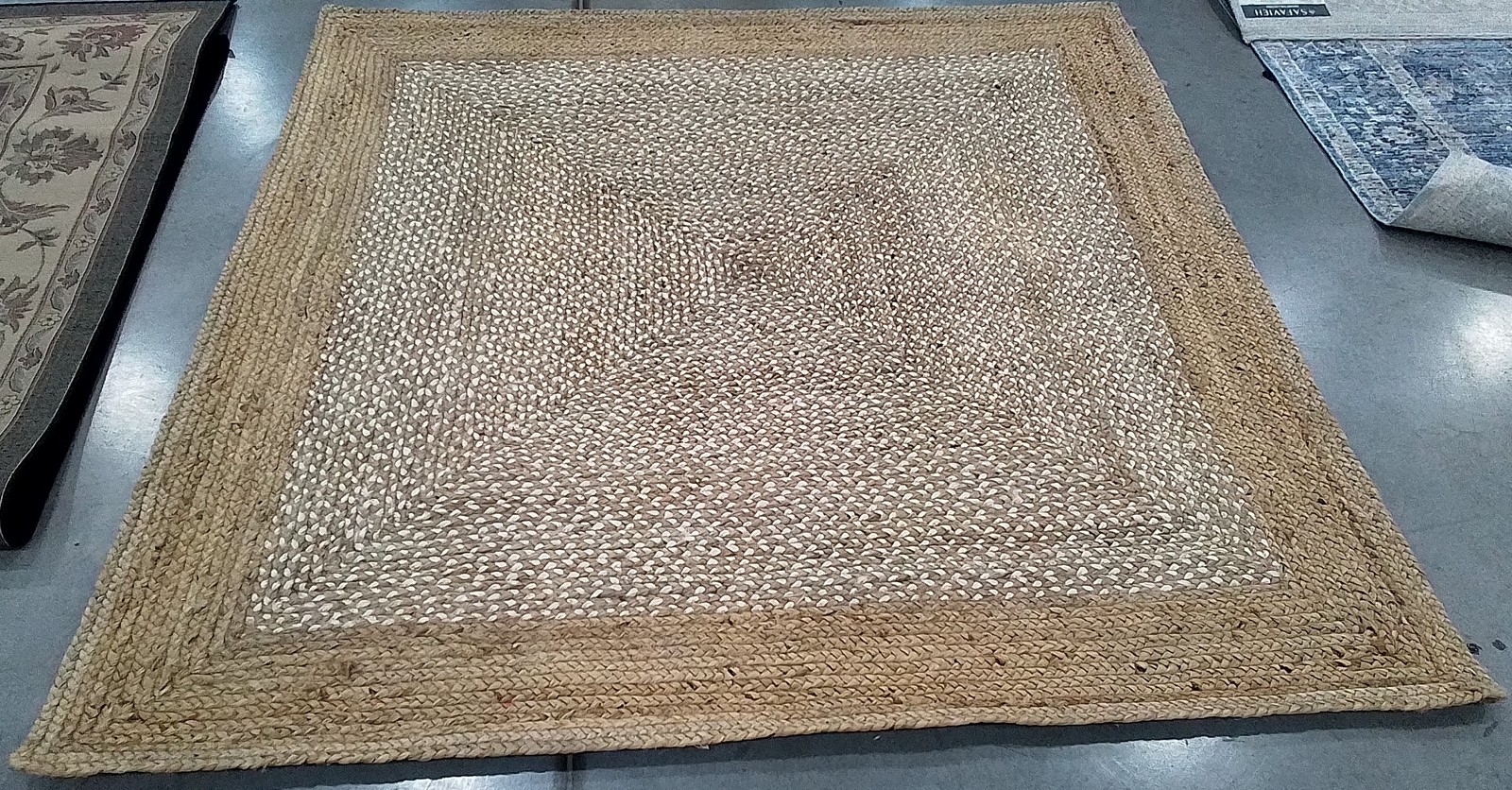 NATURAL / IVORY 6′-0″ x 6′-0″ Back Stain Rug Reduced Price 1172808013 NF885B-6SQ