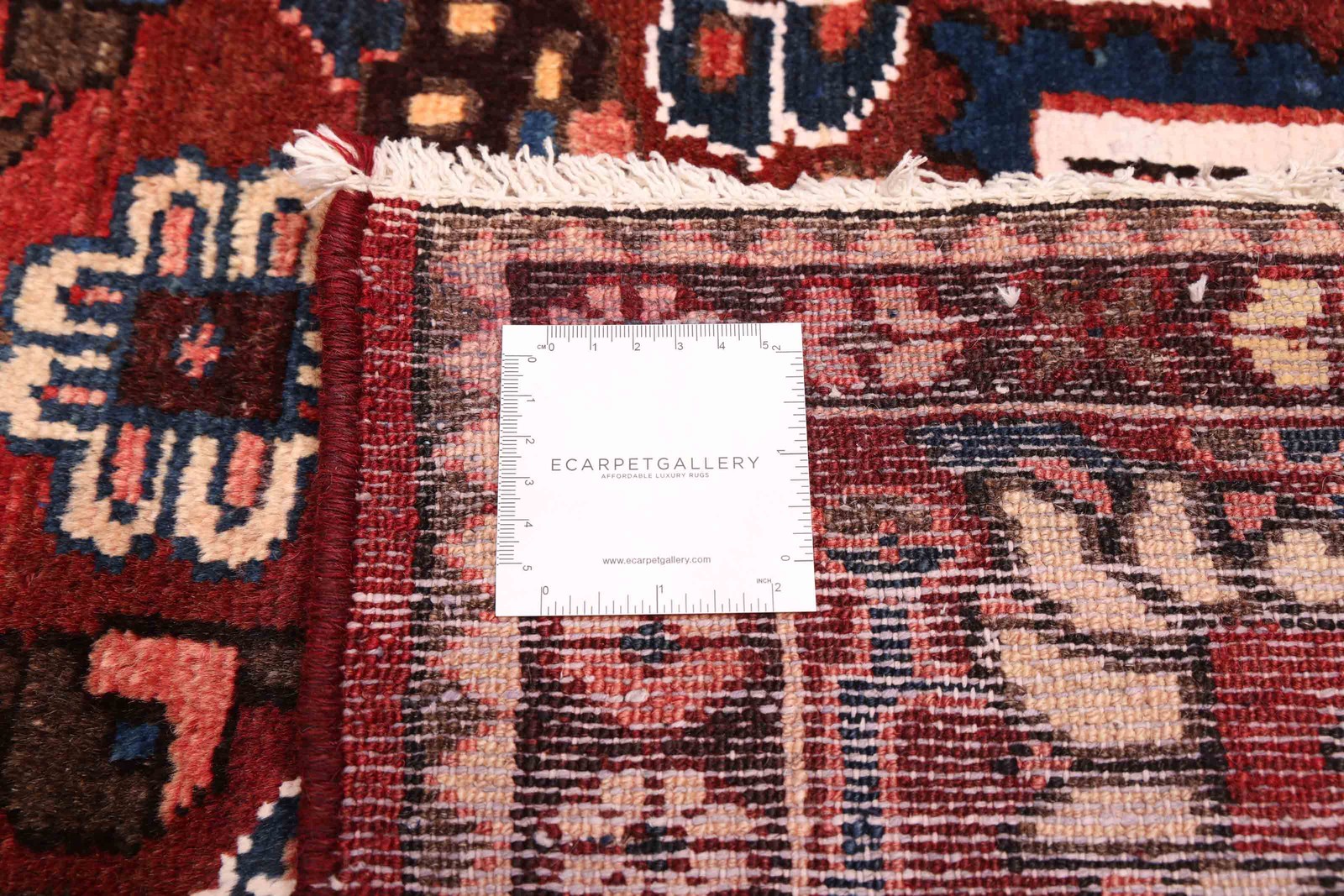 Vintage 5’6″ x 10’2″ Traditional Hand Knotted Vegetable Dye Wool Area Rug