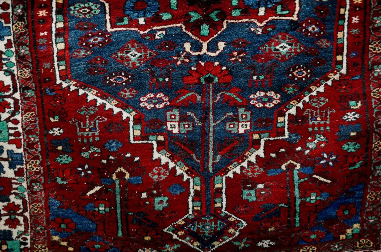 Antique Herizz Karaja handmade rug, circa 1915