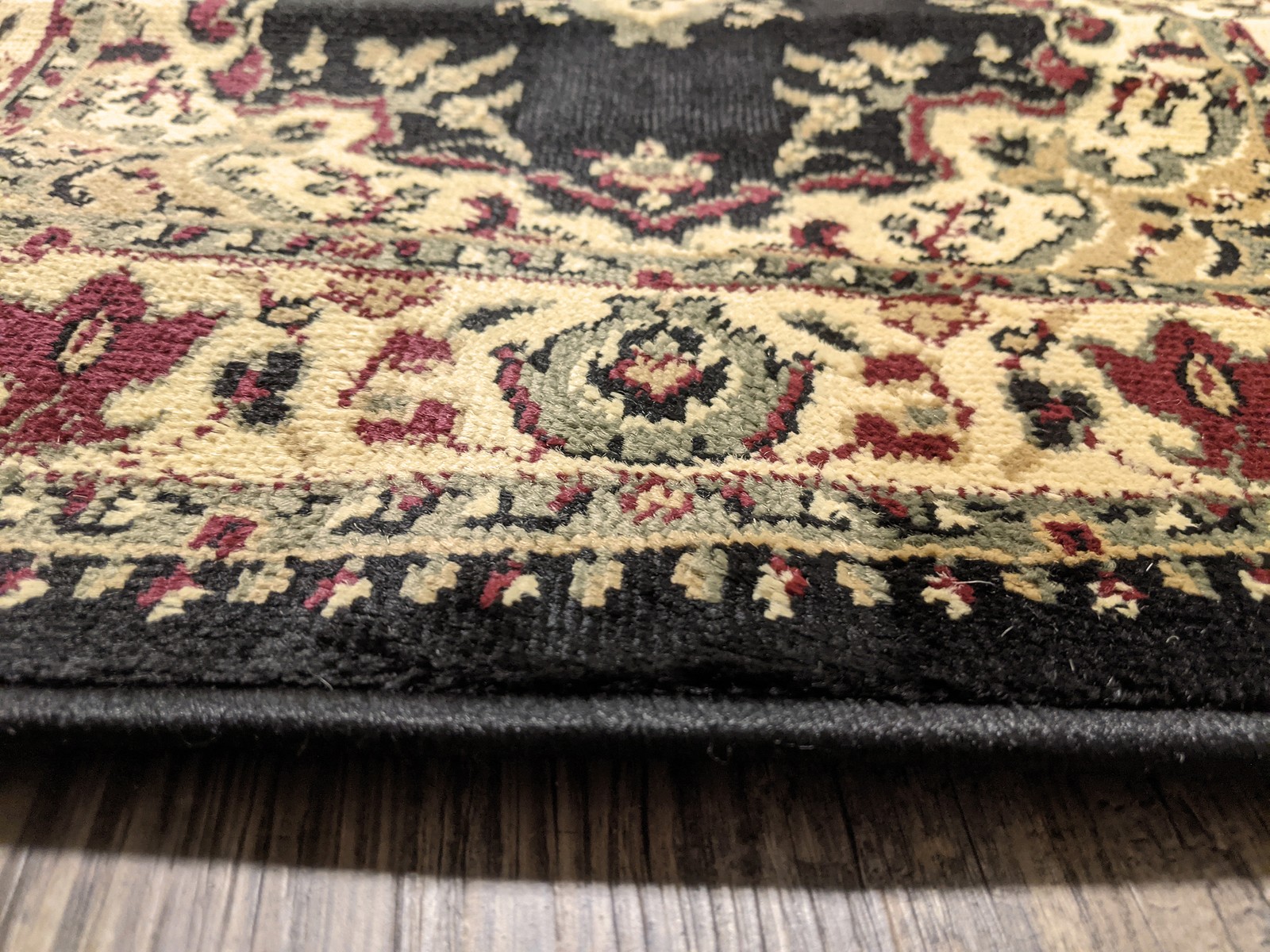 Radici USA Castello Traditional Medallion Black Polypropylene Area Rug 7’9″ x…