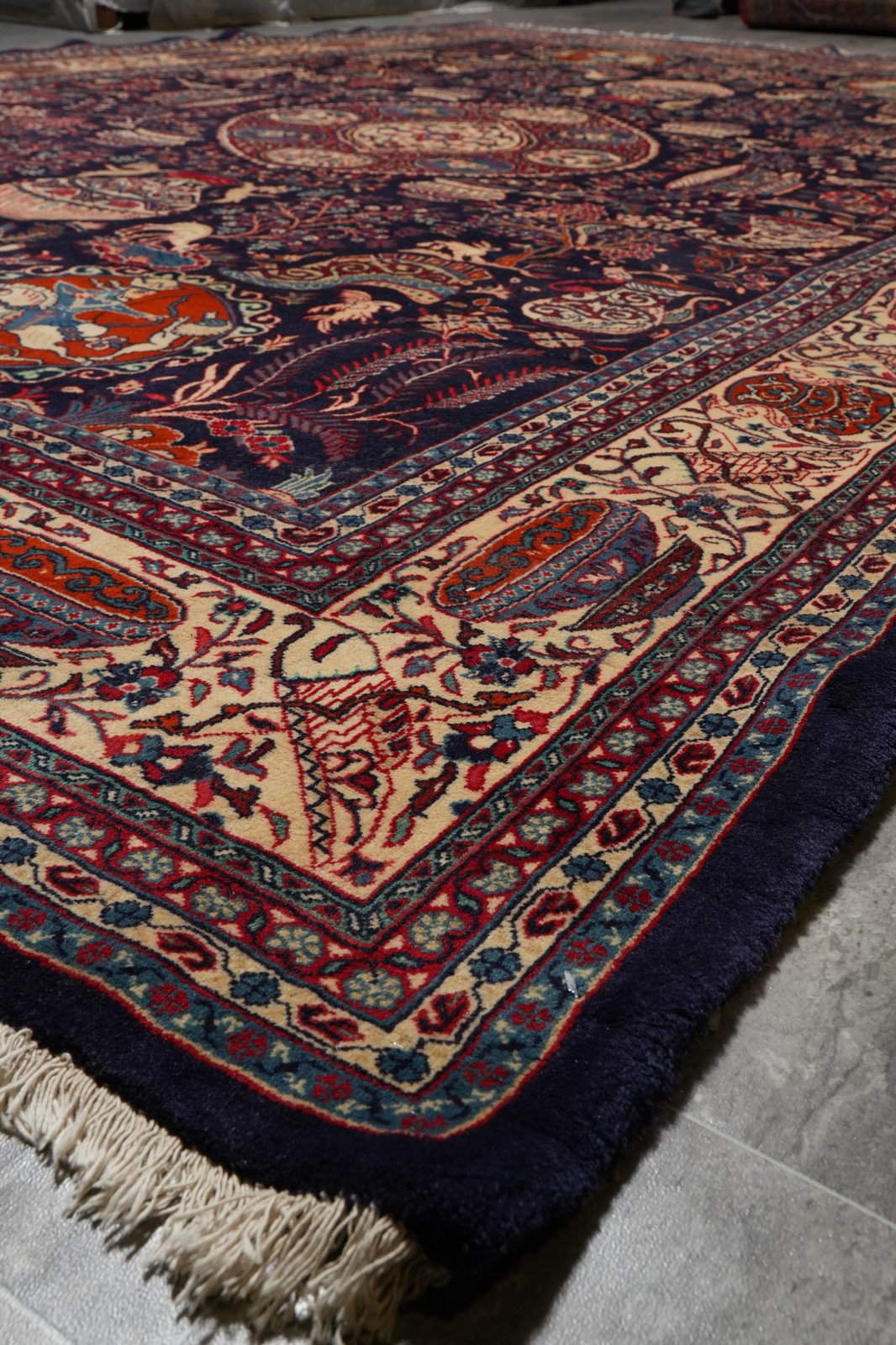 9×13′ Black Traditional Rug #PIX-1157