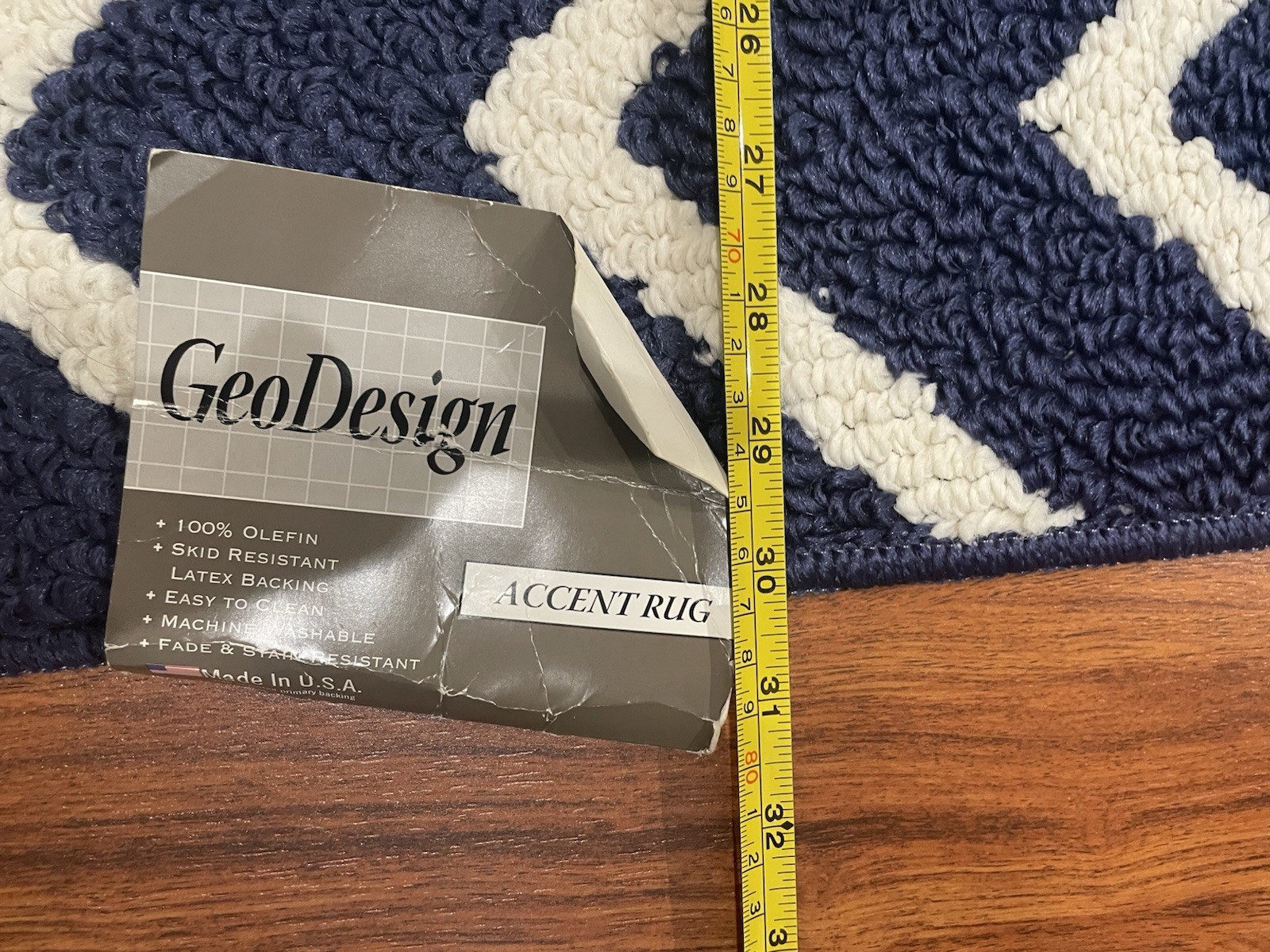 Accent Rug 20×30 Blue And White Geo Design Made In USA 48”x30” Skid Resistant