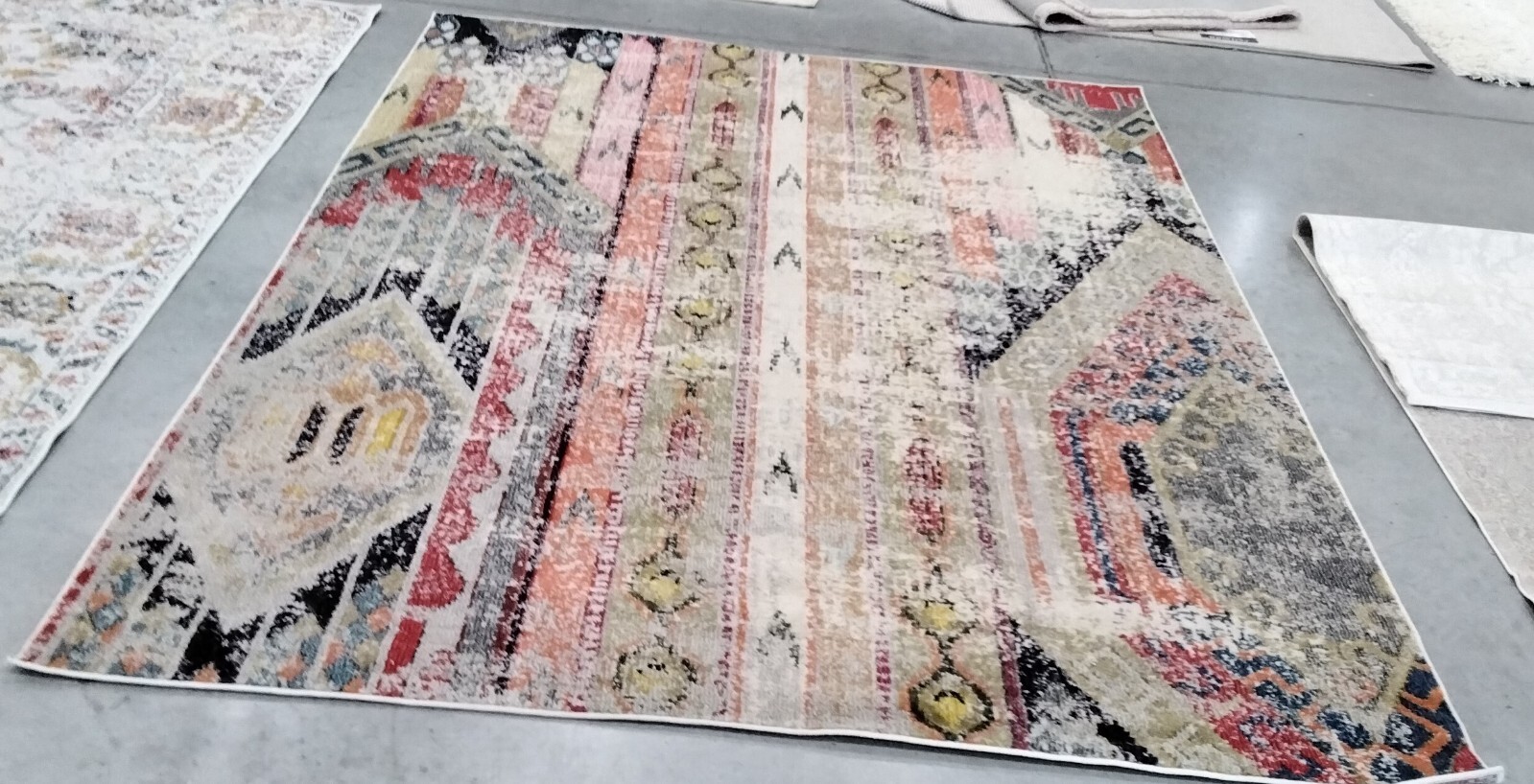 LIT GREY / MULTI 6′-7″ X 9′-2″ Back Stain Rug Reduced Price 1172743907 MNC222G-6