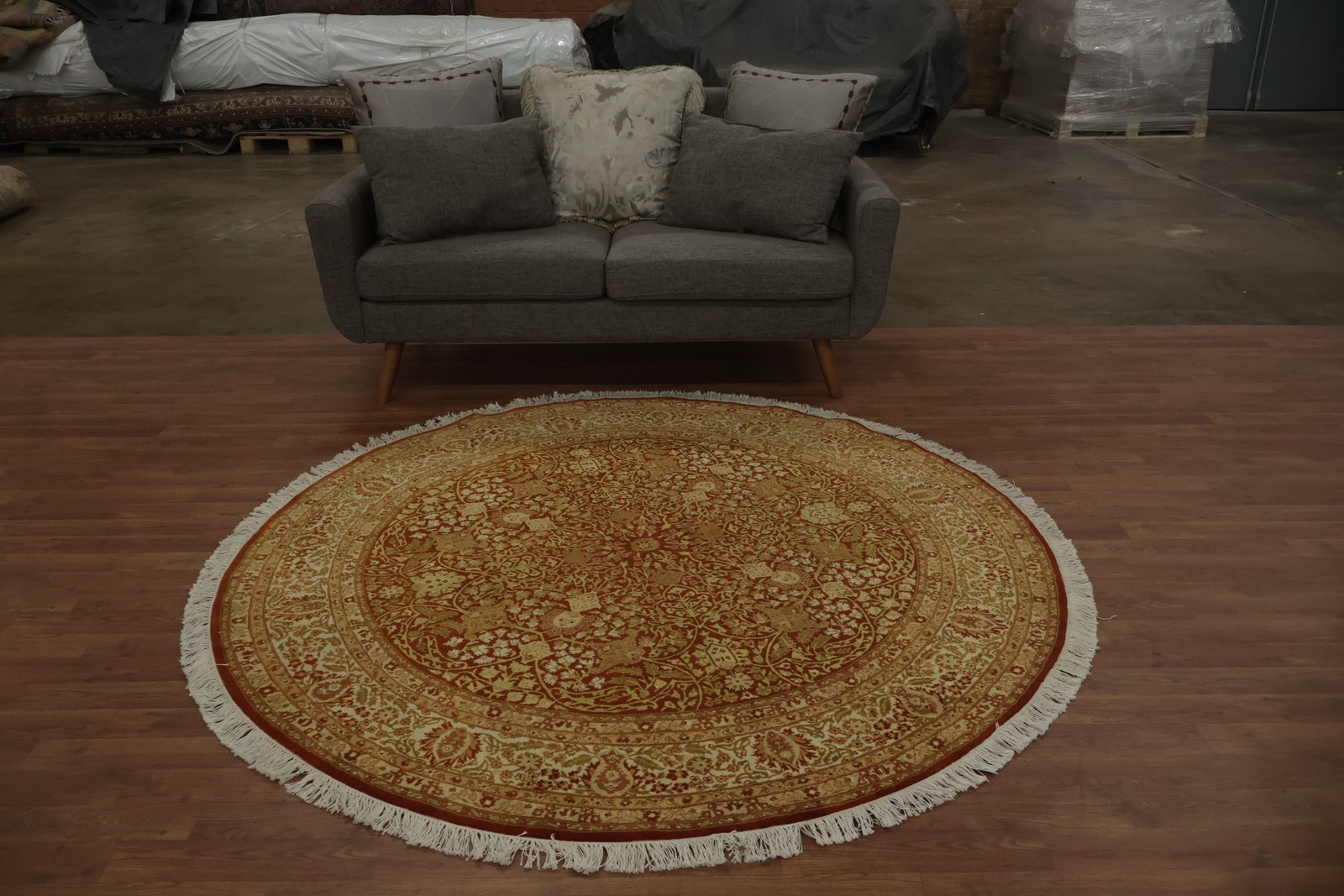 Luxurious Classic Style Ziegler Rug Round for a Cozy Living Space 6×6 Carpet
