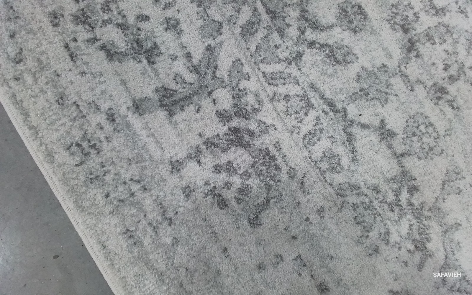 SILVER / IVORY 8′-0″ x 10′-0″ Stained Rug, Reduced Price 1172782445 MAD603G-8