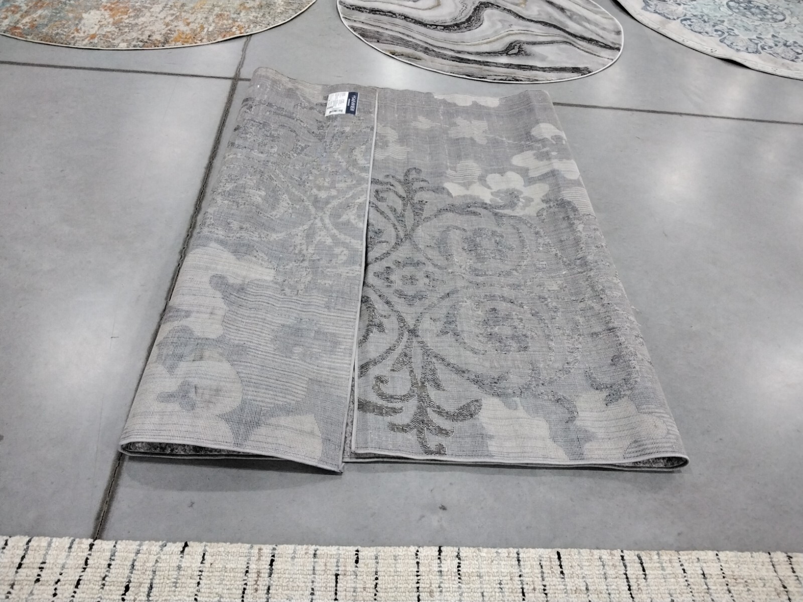 SILVER / IVORY 6′ X 9′ Loose Thread Rug, Reduced Price 1172730632 ADR114B-6