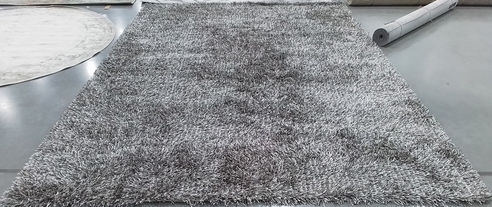 PLATNM IVORY 8′-6″ x 12′-0″ Back Stain Rug Reduced Price 1172789255 SG531-7612-9