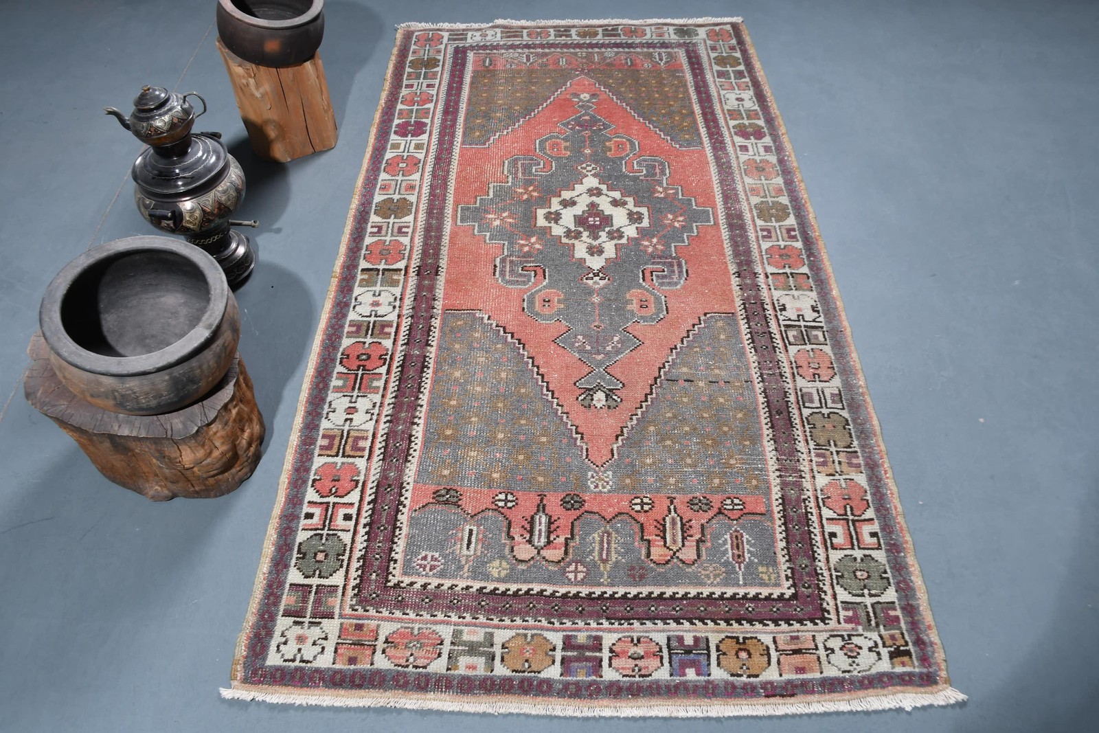 Turkish Rug 3,7×6,8 ft (112×208 cm), Red Polka dot Vintage Rug