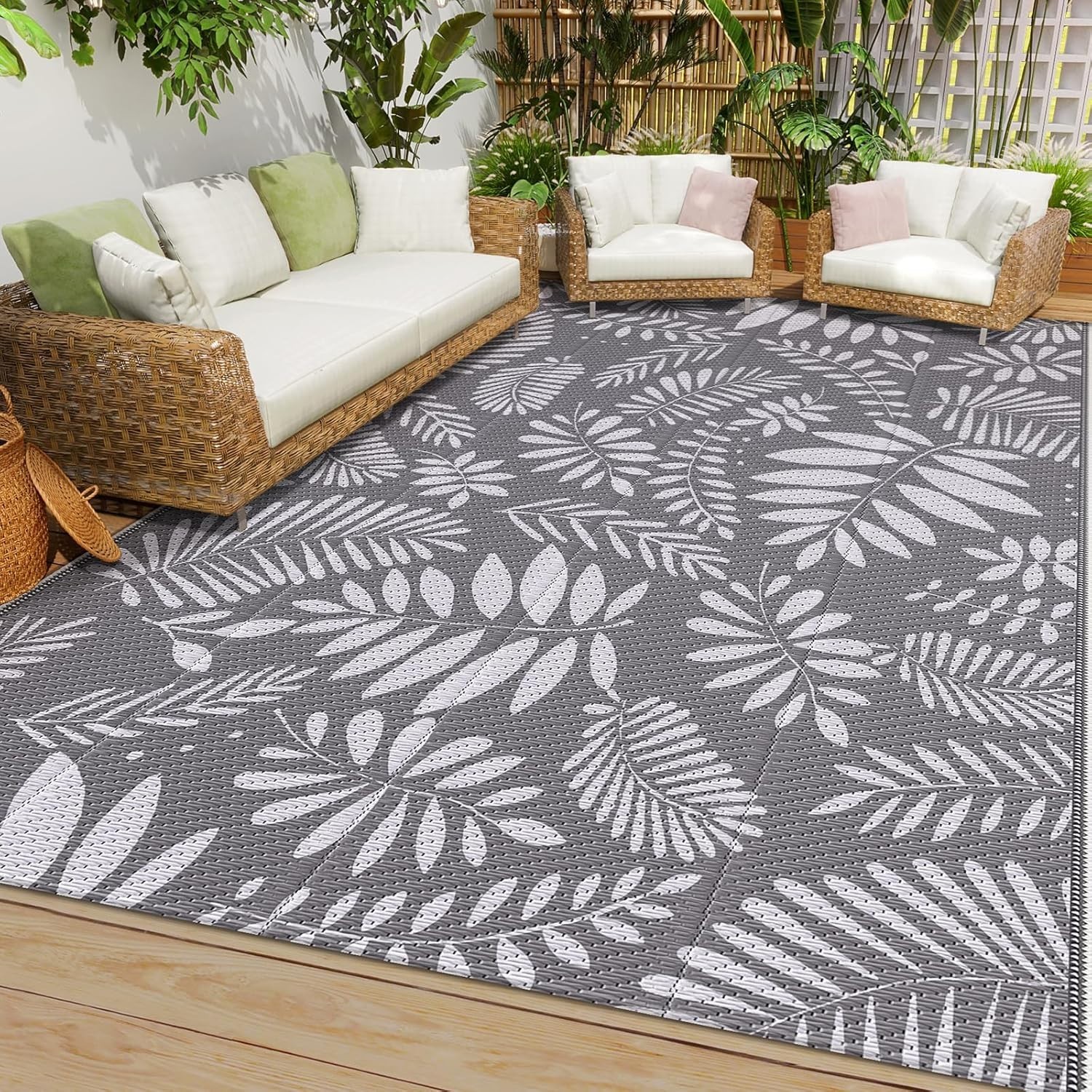Durable 5’x8′ Outdoor Patio Rug – Easy-Clean Waterproof Mat for Any Occasion