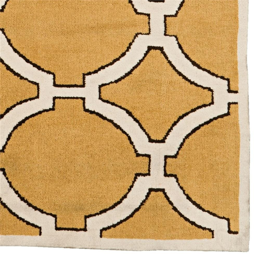 Linon Geo Kelli Hand Tufted Microfiber Polyester 5’x7′ Rug in Yellow
