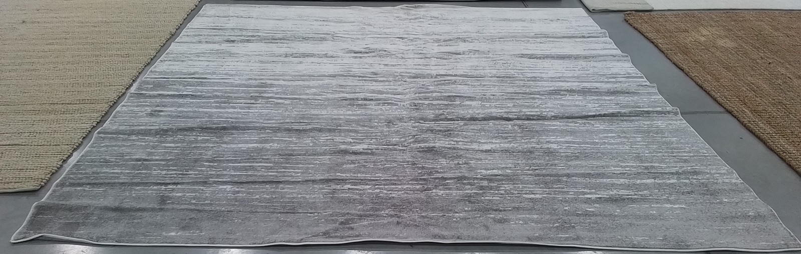 IVORY / SILVER 11′-0″ x 11′-0″ Damaged Rug Reduced Price 1172807581 ADR113B-11SQ