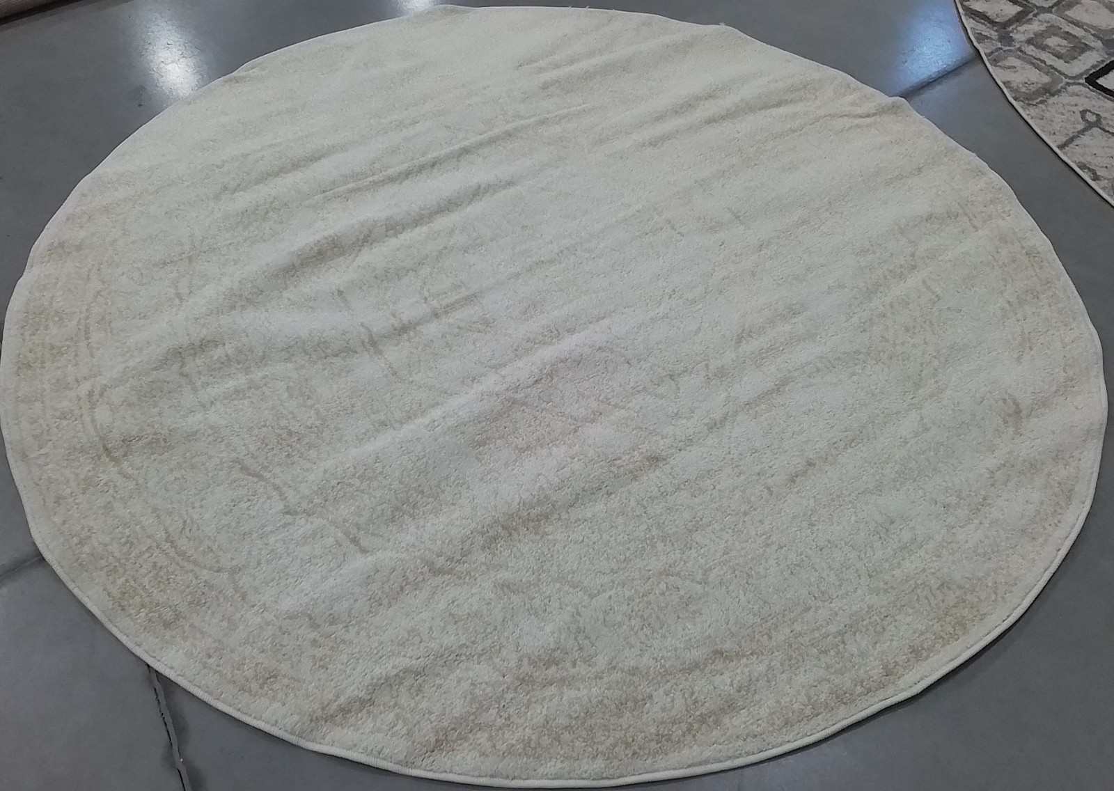IVORY / BEIGE 6′-0″ x 6′-0″ Back Stain Rug, Reduced Price 1172802597 ADR108E-6R