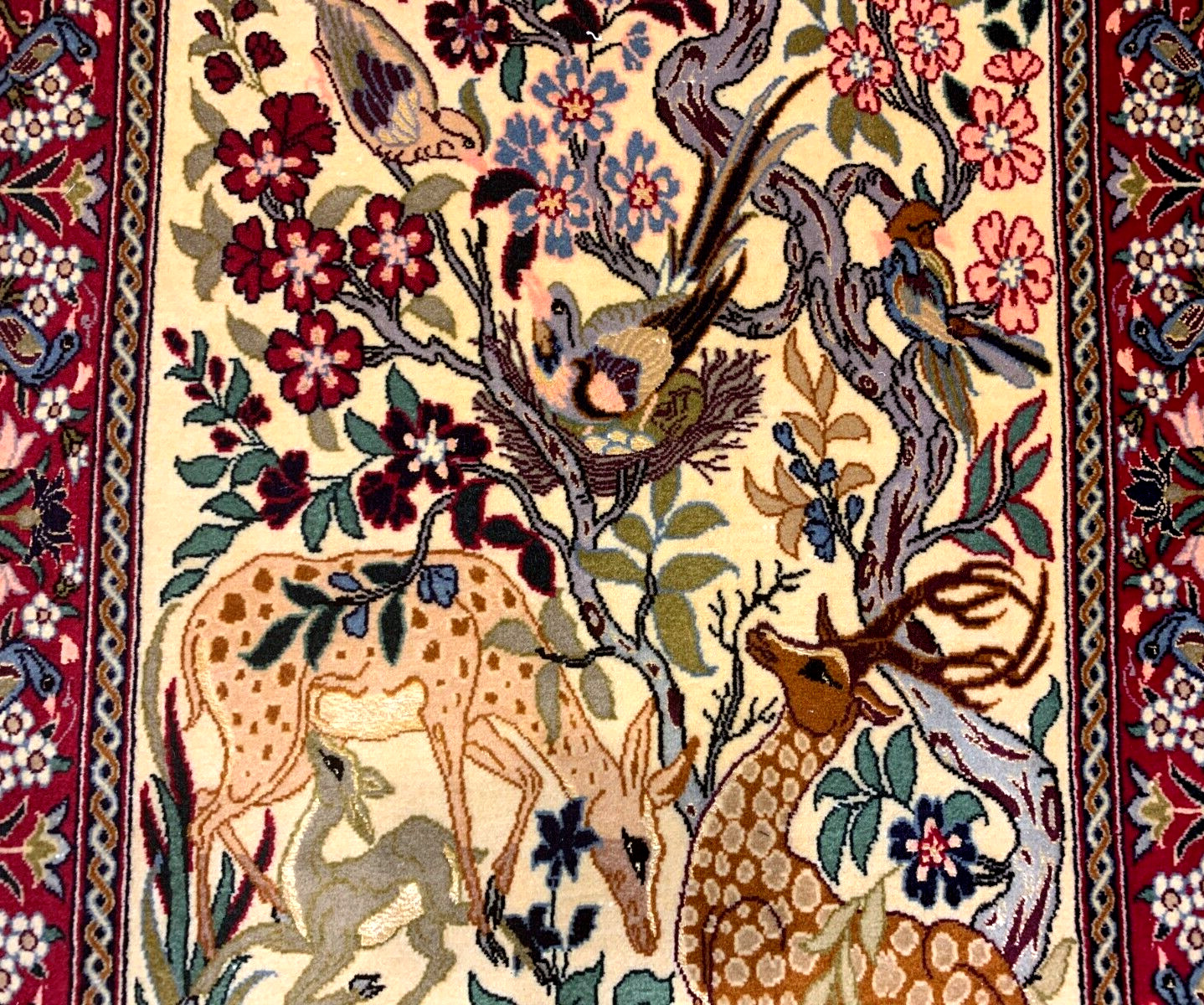 2’4″x3’7″ Fine Hand-Knotted Wool & Silk Isfahane Pictorial Rug – Area Carpet