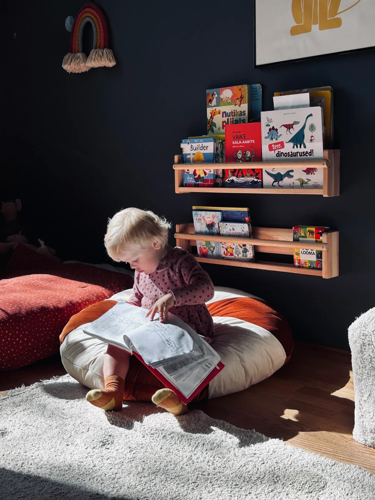 Round Velvet Floor Cushion: Kids Reading Nook Pillow, Montessori Seating