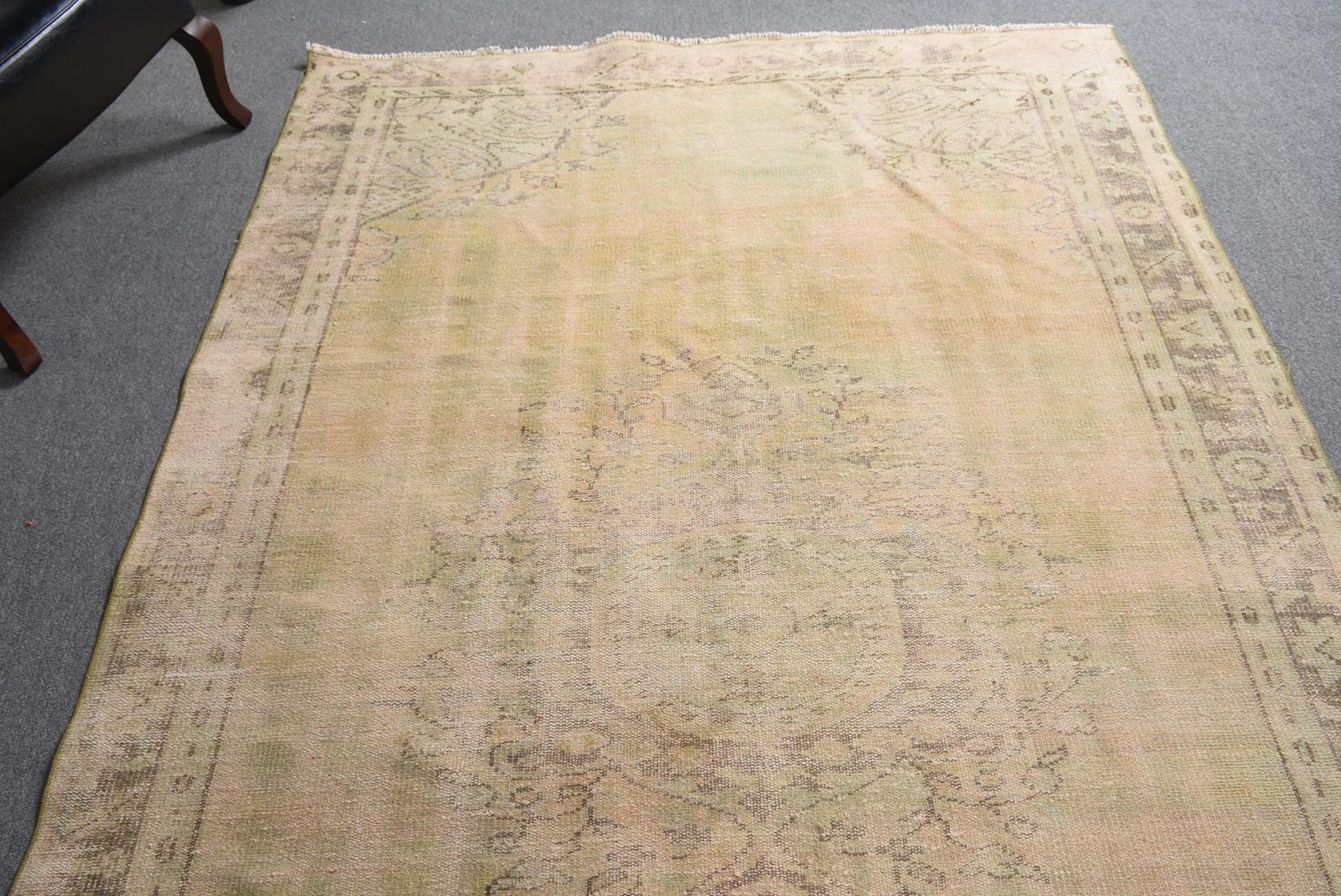 Vintage 5,7×9,3 ft Rug, Large Turkish Rug, Green Yellow Ombré Rug
