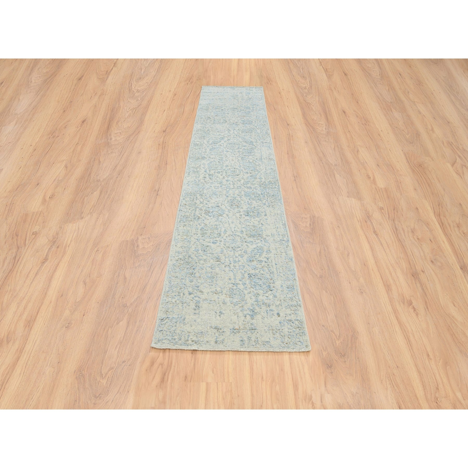 2’7″ x 12′ Gray Tebraz Wool and Silk Jacquard Hand Loomed Runner Rug R64552