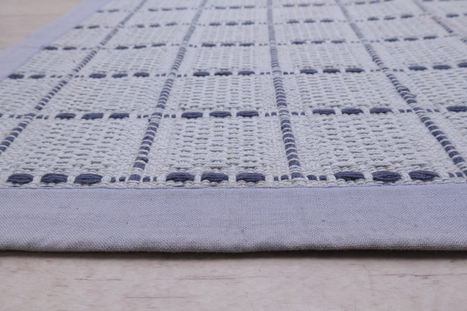 Handmade Cotton Grid Checkered Area Rug Modern Flat Weave Mat Light Blue Navy