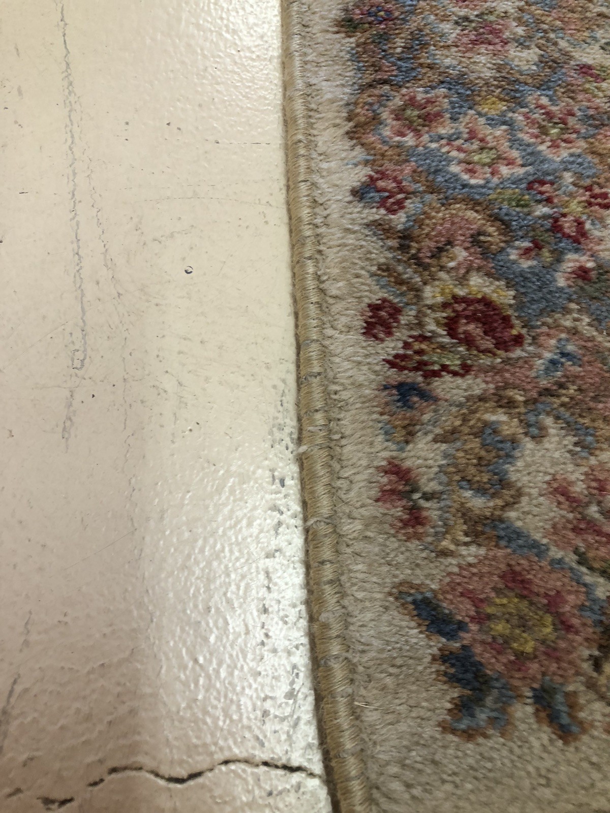 Vintage Karastan Ivory Kirman 788 Pattern Oriental Area Rug 2′ 2″ X 4′