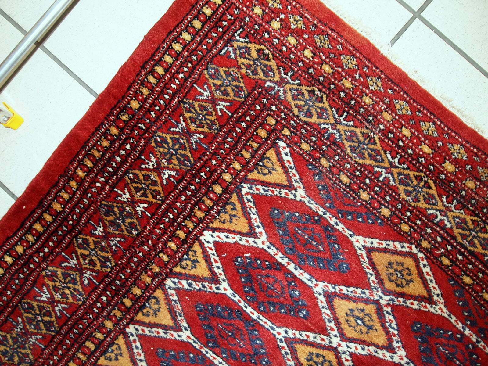 Handmade vintage Uzbek Bukhara rug 3.3′ x 4.9′ (100cm x 152cm) 1960s – 1C726