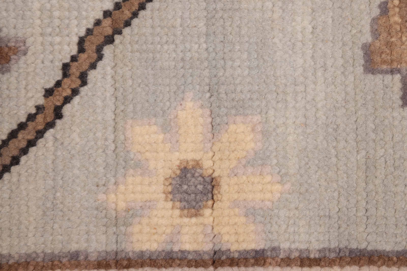 Traditional Hand-knotted Wool Oriental Carpet 8’11” x 11’9″ Area Rug