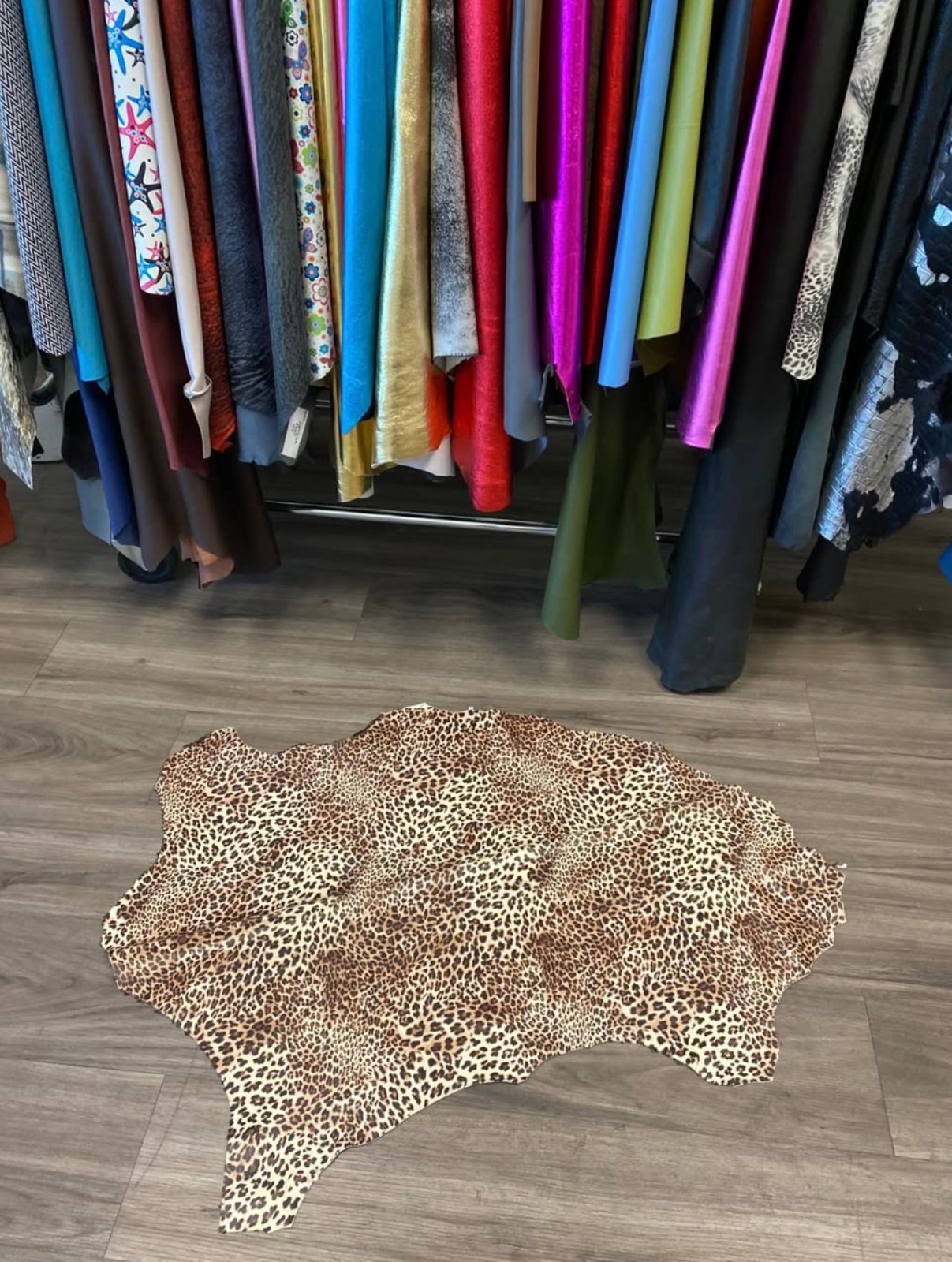 100% LAMBSKIN LEATHER GARMENT HIDE LEOPAR SKIN 48426 PRINTED