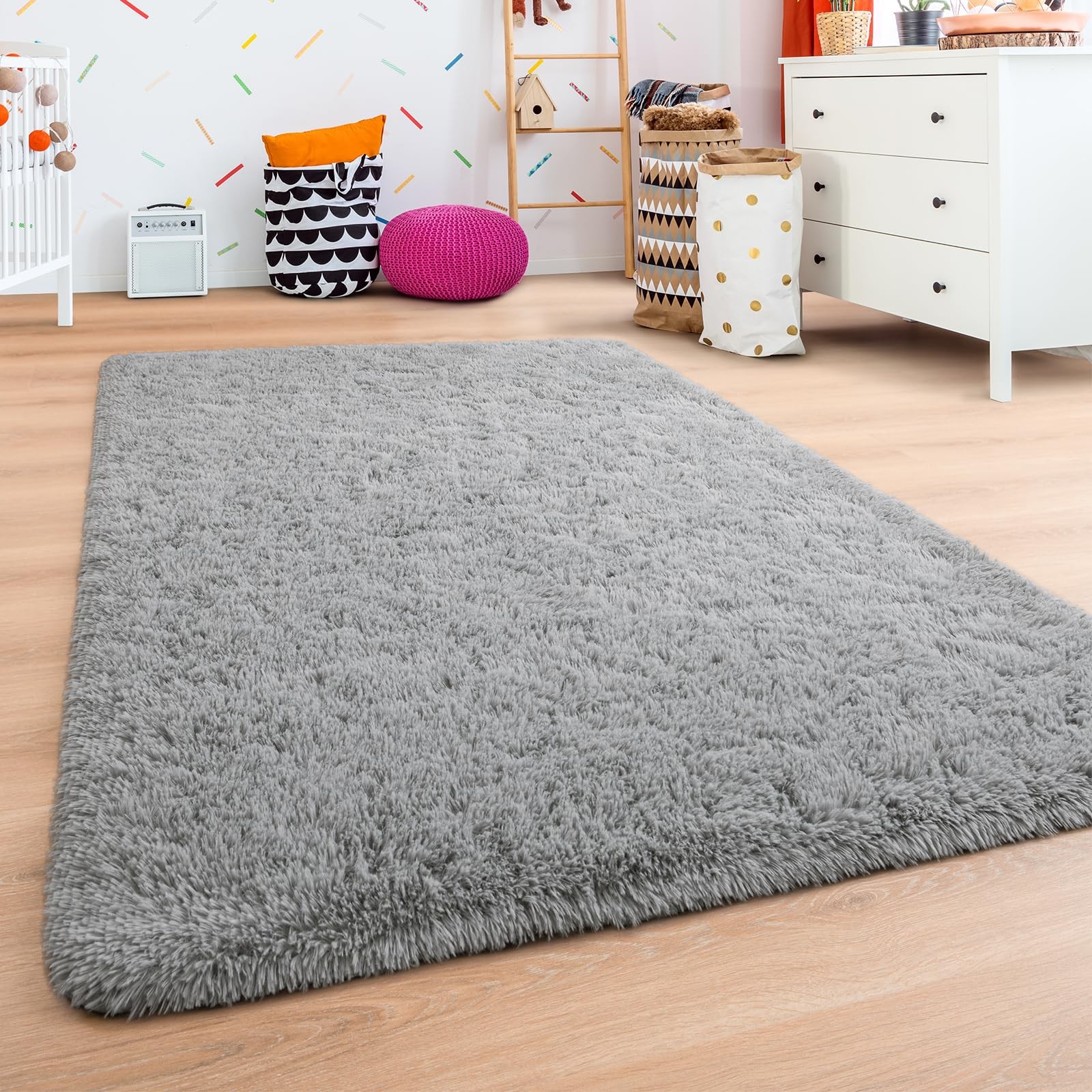 Soft Fluffy Bedroom Rugs, 5 x 8 Feet Indoor Shaggy Plush Area Rug for Boys Gi…