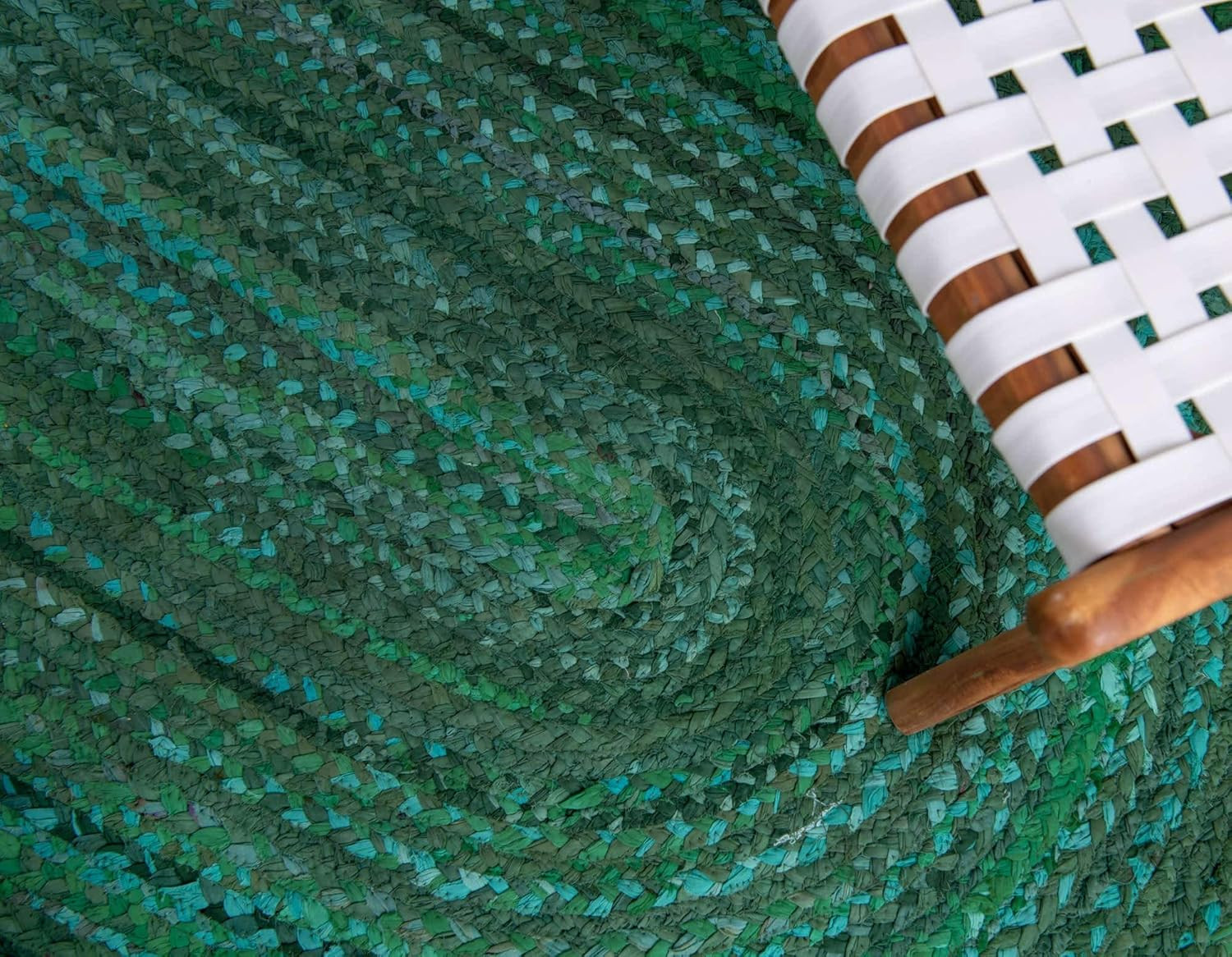 Braided Chindi Oval Area Rug – Green & Hunter Green (5’1″ x 8′)