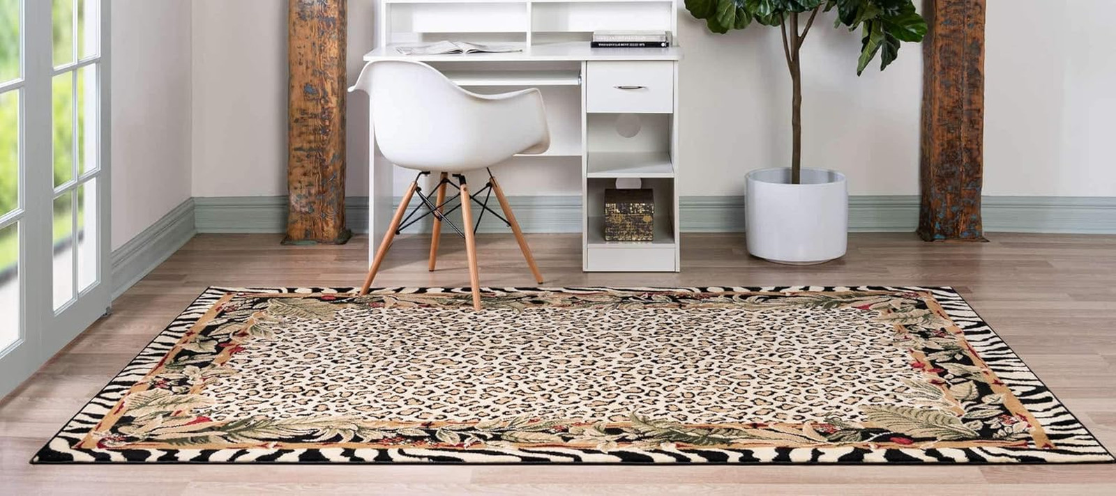 Wildlife Collection Animal Inspired with Cheetah Bordered Design Area Rug (5′ 0