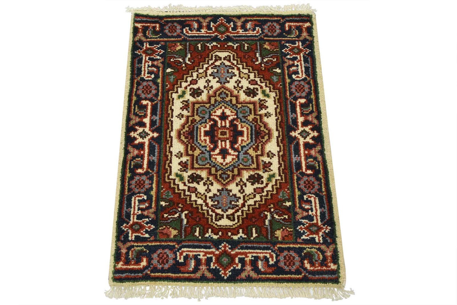 Heriz Rug 2’1” x 3′ Ivory Wool Traditional Hand-Knotted Oriental Carpet