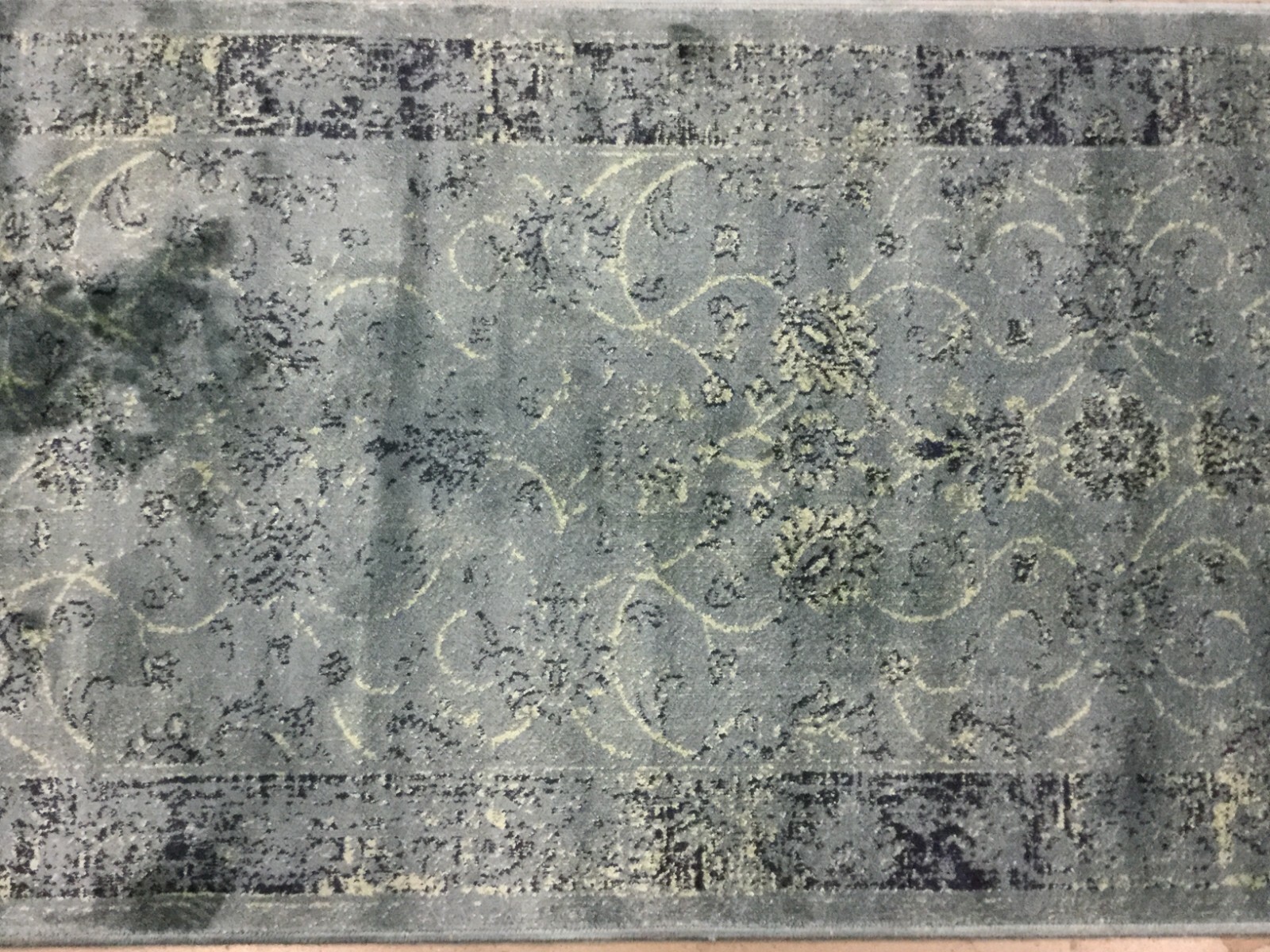 TURQUOISE / MULTI 2′ X 7′ Stained Rug, Reduced Price 1172632086 VTGB117-2220-27