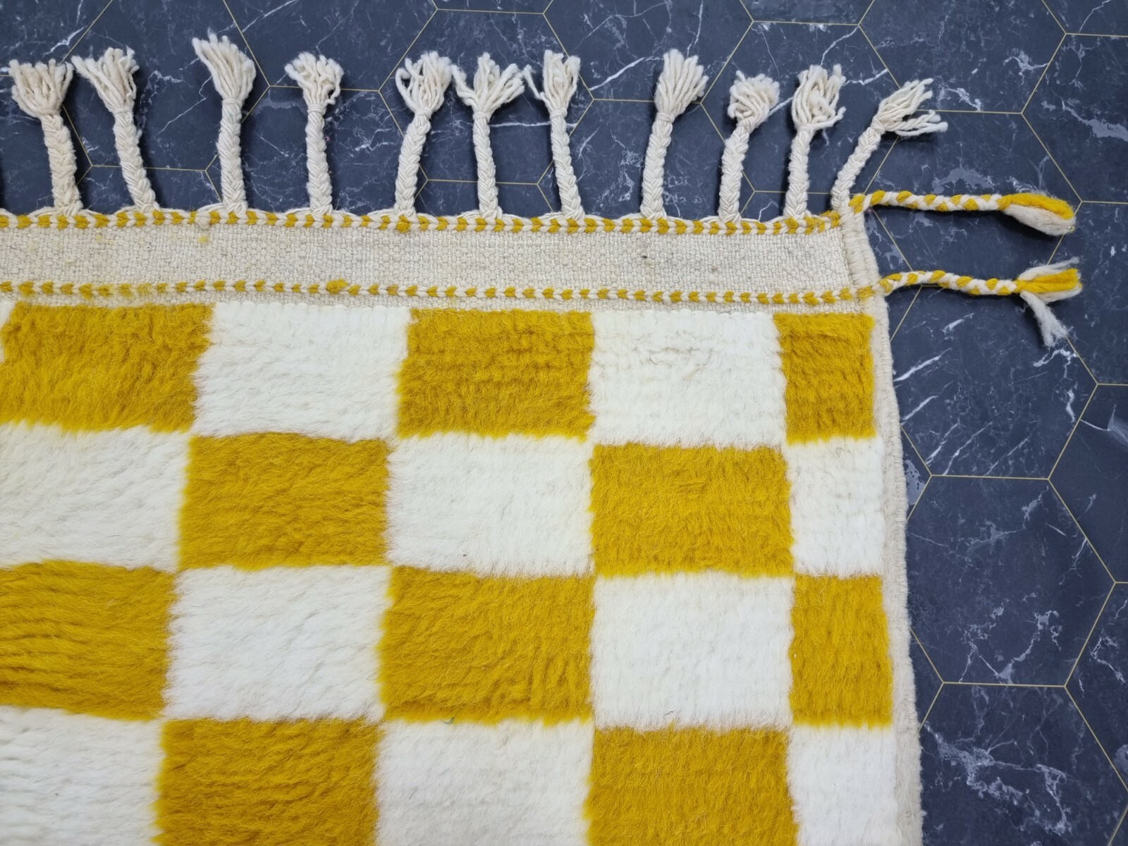 Handmade Moroccan Beni Ourain Rug 5’2″x7’7″ Checked Berber White Yellow Carpet