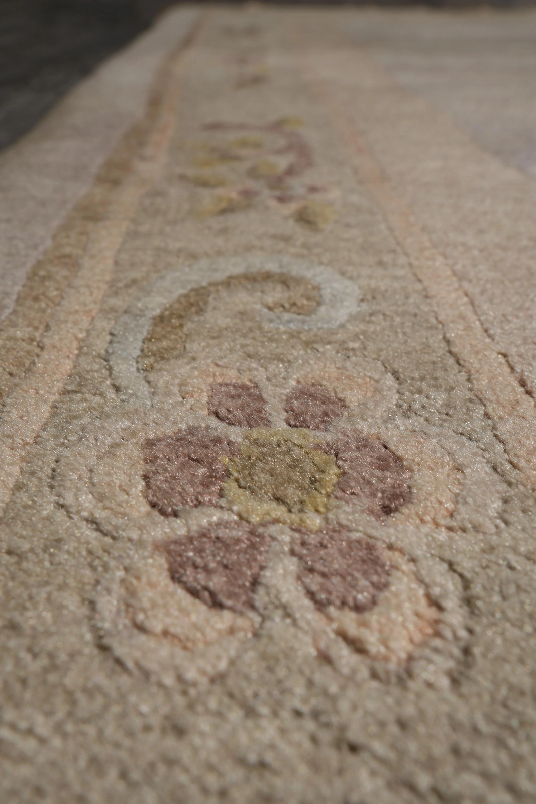 8.8 x 11.6 Modern Handmade Tibbet Rug Pre-Owned #F-4095
