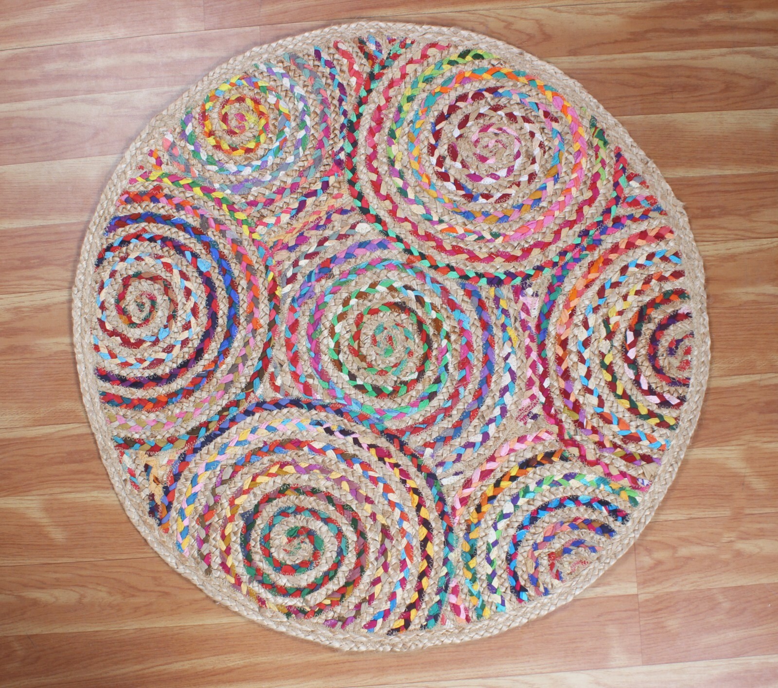 Red Chindi Cotton Jute Round Rug Hand Braided Indian Boho Area Carpet 3×3 Ft