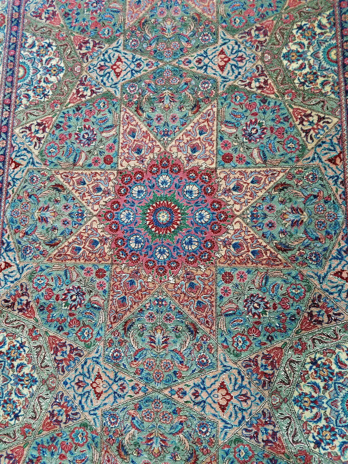 Gorgeous Handmade Oriental Tabriiz Rug Silk and Wool With COA 4’x6′