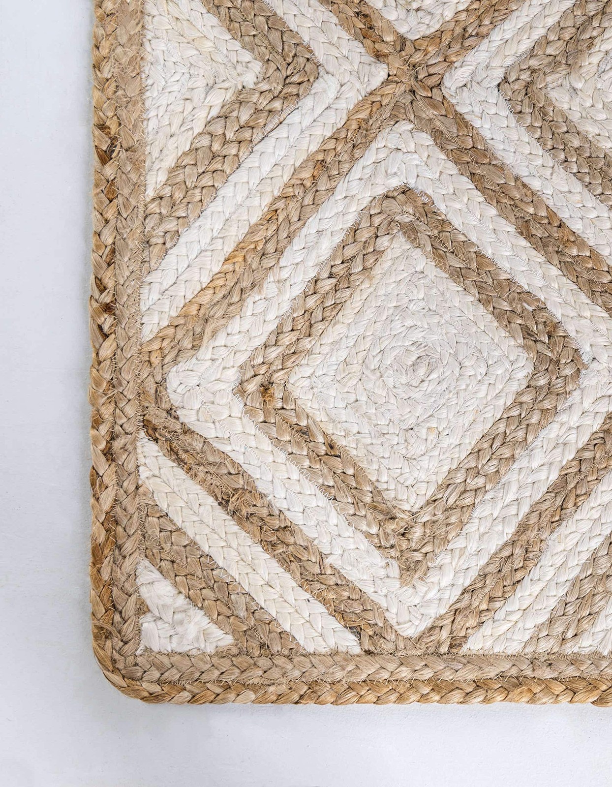 Unique Loom Braided Jute Collection Area Rug – 4 1 X 6 1 Rectangle Natural/