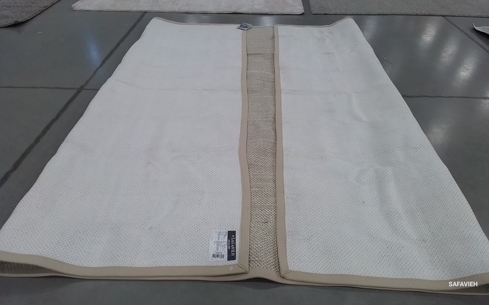 MARBLE / BEIGE 11′-0″ x 15′-0″ Flaw in Rug, Reduced Price 1172803833 NF143C-1115