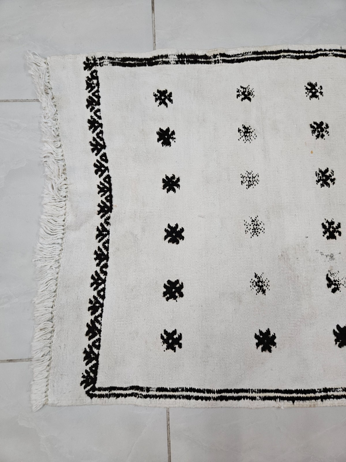 2.1 x 3.6 ft Turkish Kilim Rug, Black Vintage Rug, White Handmade Anatolian Rug