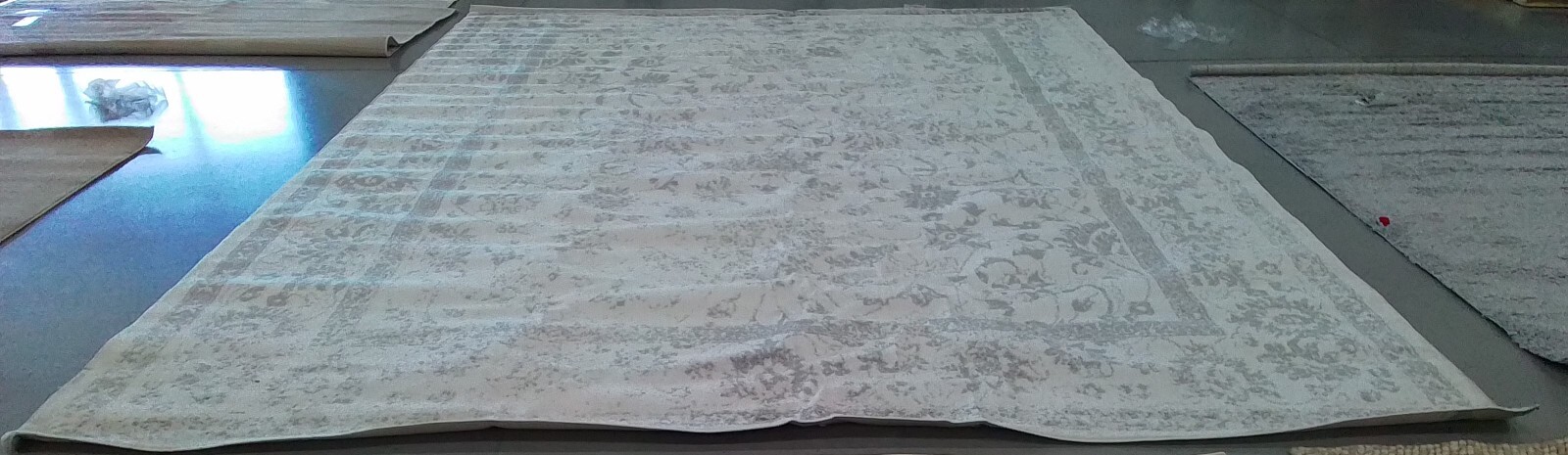 IVORY SILVR 11′-0″ x 15′-0″ Back Stain Rug Reduced Price 1172768274 ADR109C-1115