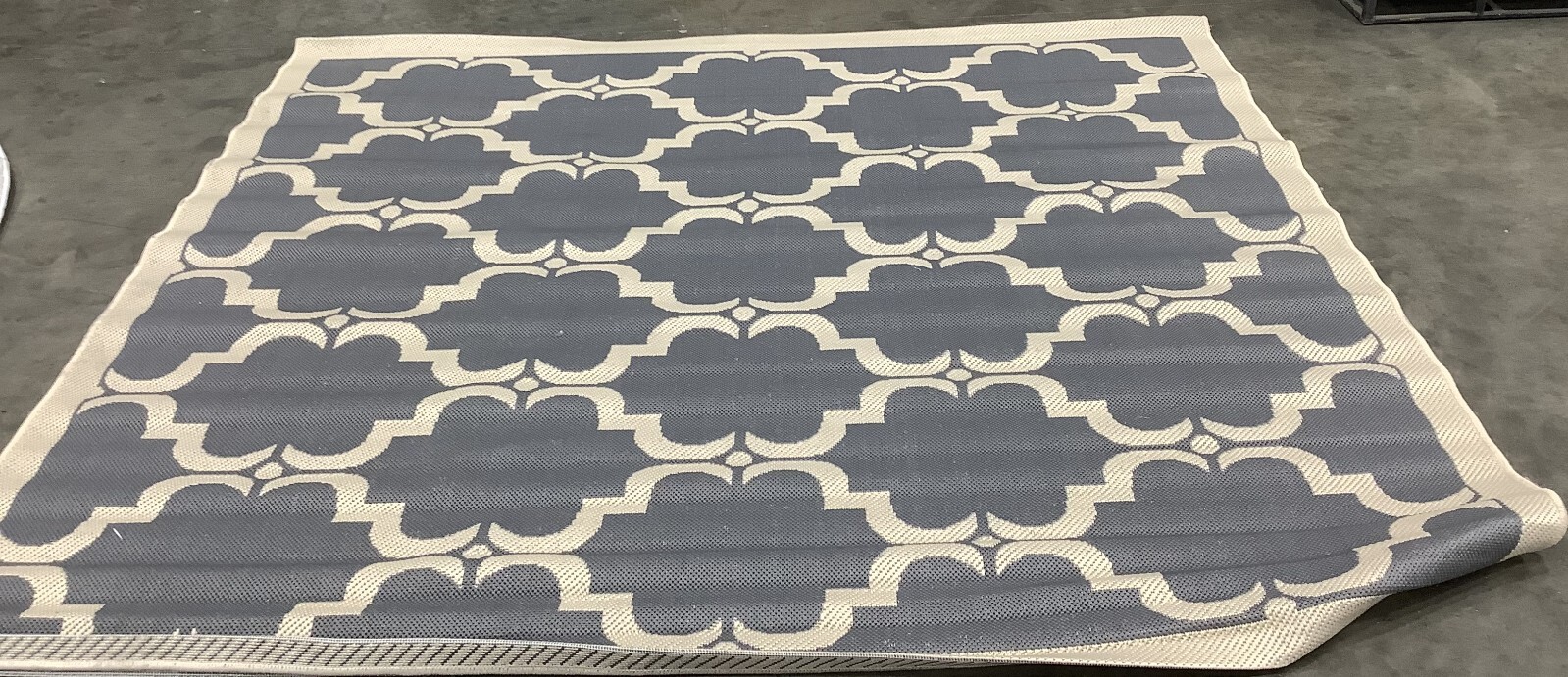 ANTHRACI BEIGE 6′-7″ x 6′-7″ Flaw in Rug Reduced Price 1172679260 CY6009-246-7SQ